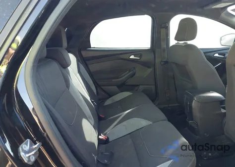 2017 Ford Focus St z USA, uszkodzony, nr VIN 1FADP3L90HL292340